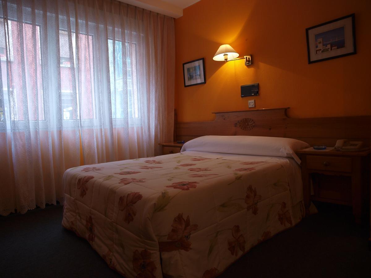 Hotel Paris Gijon Luaran gambar
